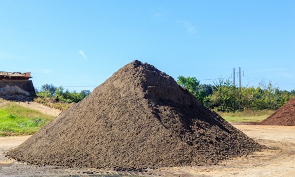 Black Dirt Delivery in Federal Way