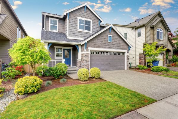 Curb Appeal Landscaping in Federal Way
